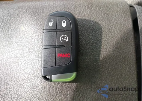 2013 Dodge Journey Sxt z USA, uszkodzony, nr VIN 3C4PDCBG7DT705529